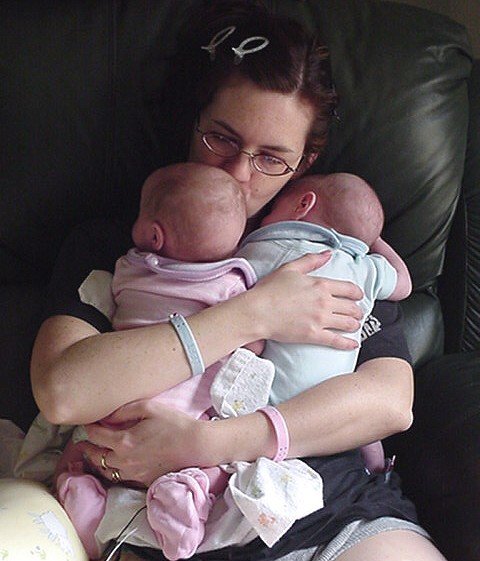 fraternal twins