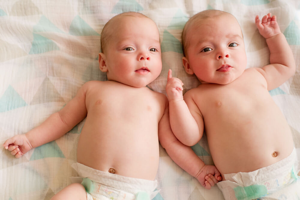 undervandsbåd genvinde Steward Babies' Poop Smells Like Vinegar: Why It Happens » TwinStuff