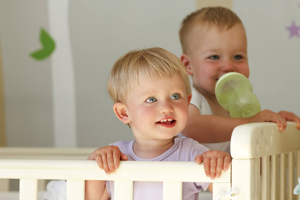 travel crib twins